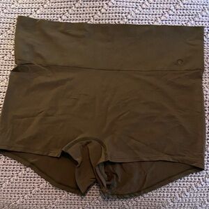 BWOT Sofia by Sofia Vergara Black boy shorts